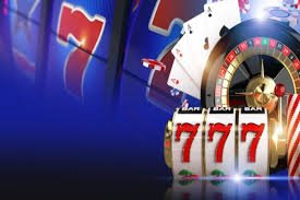 Pemain mengakses Casino Hold'em intan 77 dari mobile dengan antarmuka responsif dan tampilan dealer HD
